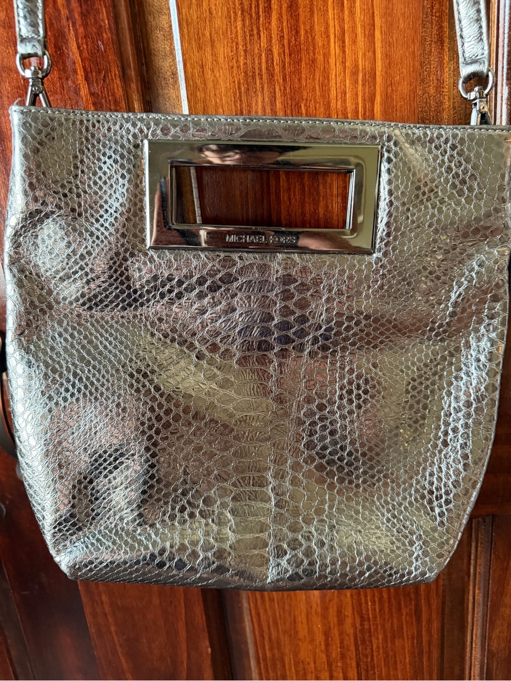 Michael Kors Silver Metallic Textured Crossbody/clutch Bag